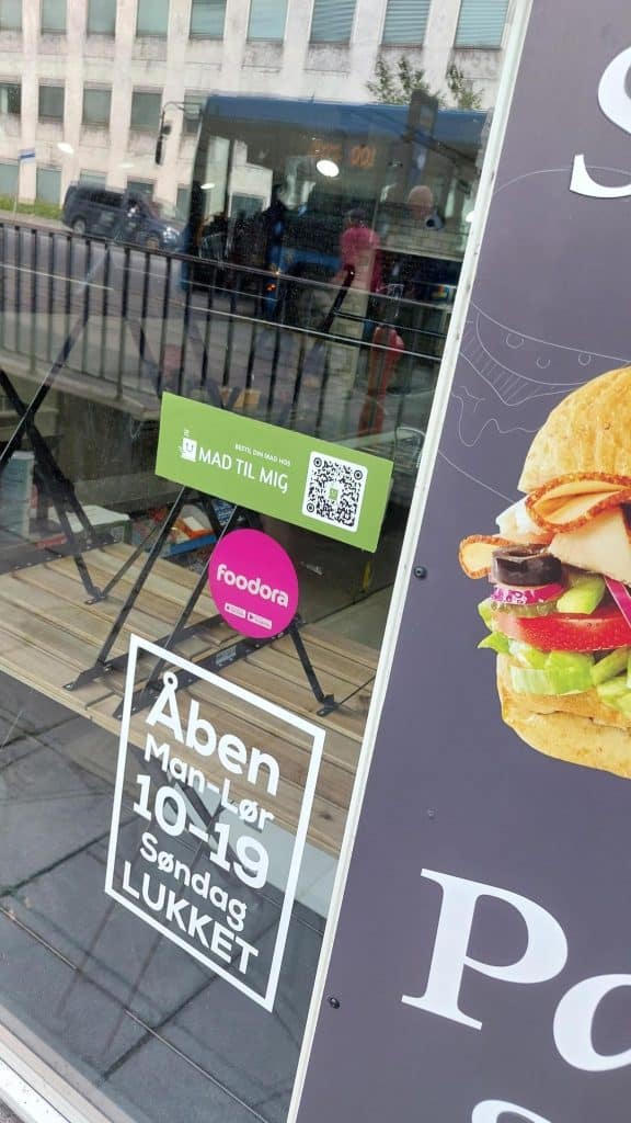 Mad Til Mig QR-kode streamer